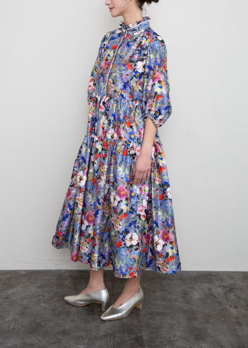 パイピングティアードワンピース