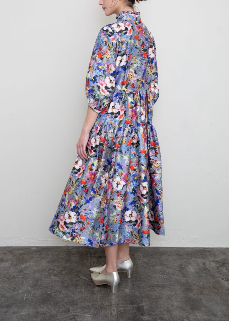 パイピングティアードワンピース