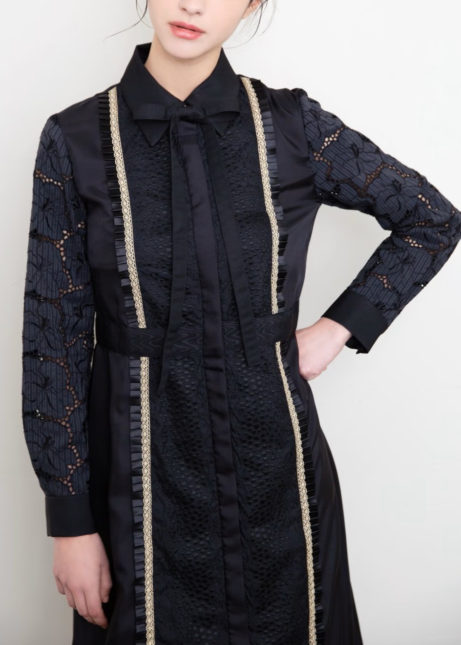 パッチワークエンブロイダリーワンピース～Rebirth Collection～