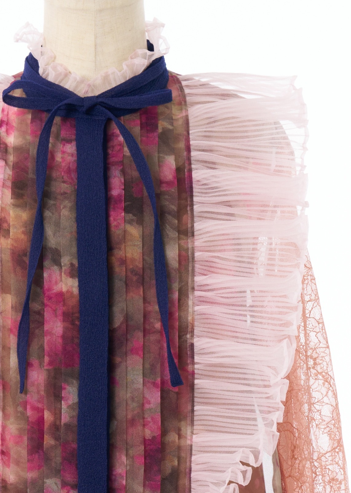 マルチミックスリボンブラウス