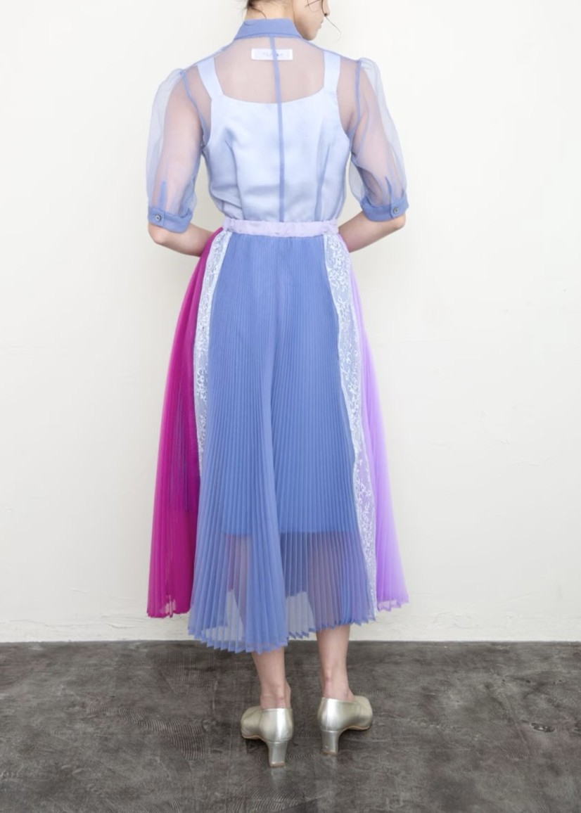 パネルプリーツボウタイブラウス