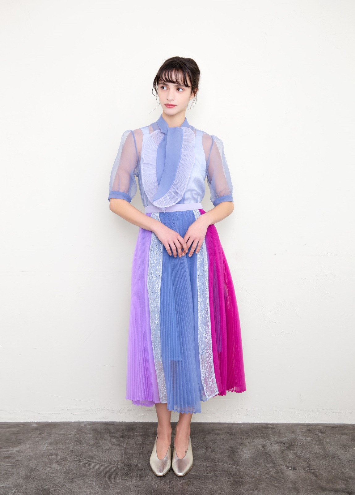 パネルプリーツボウタイブラウス