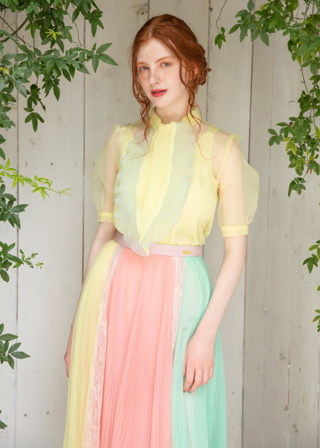 パネルプリーツボウタイブラウス