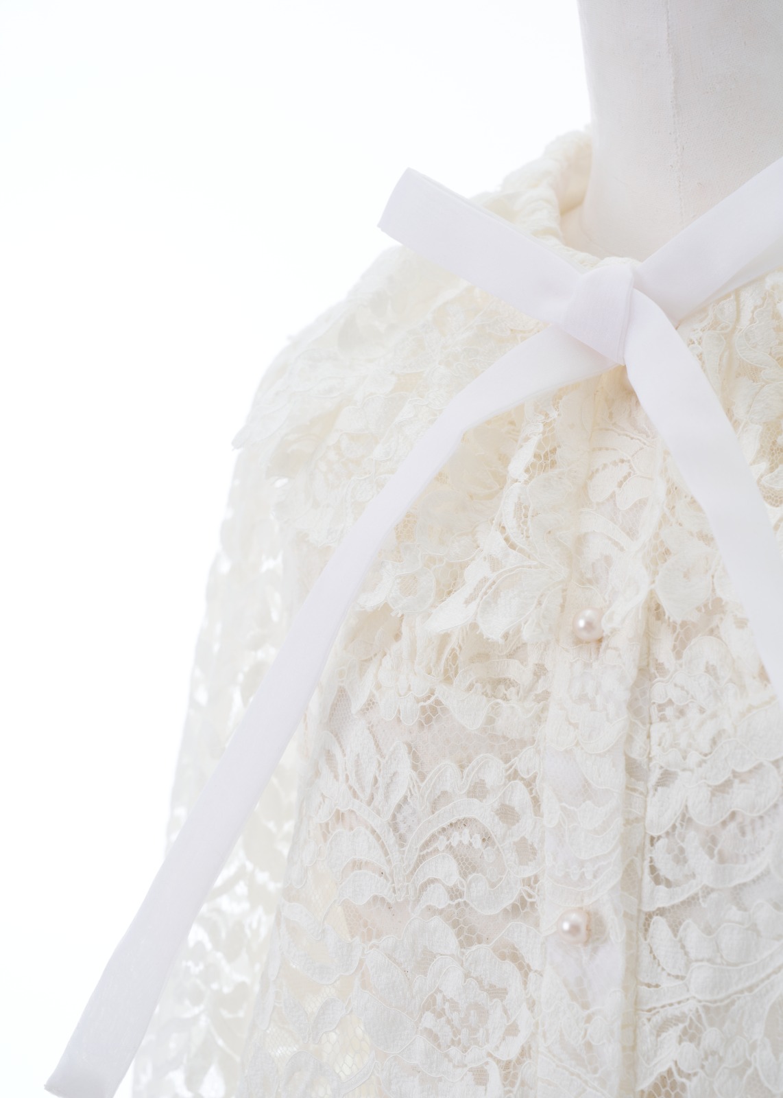 2way Luxury Lace Blouse