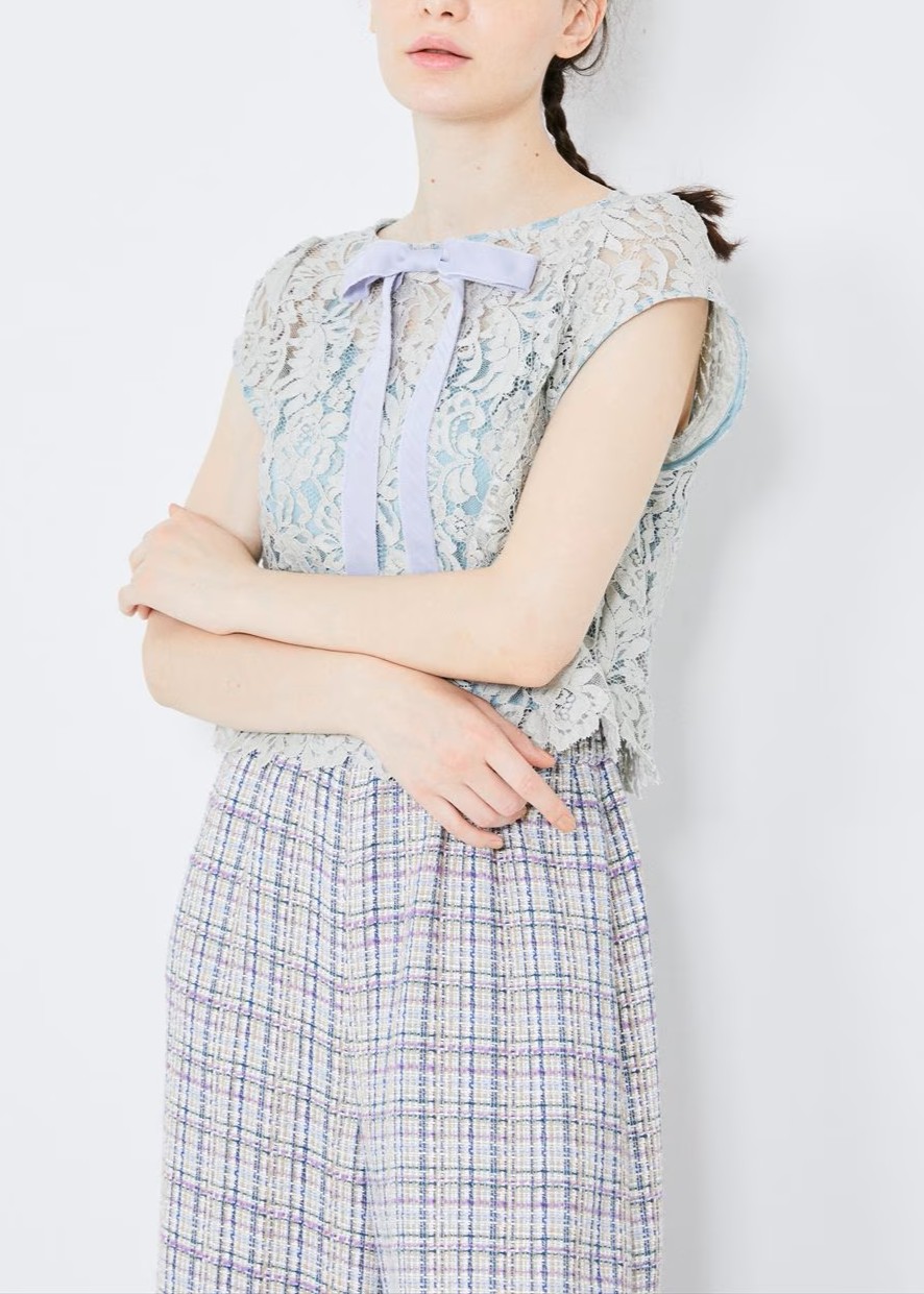 リボントップロンパース