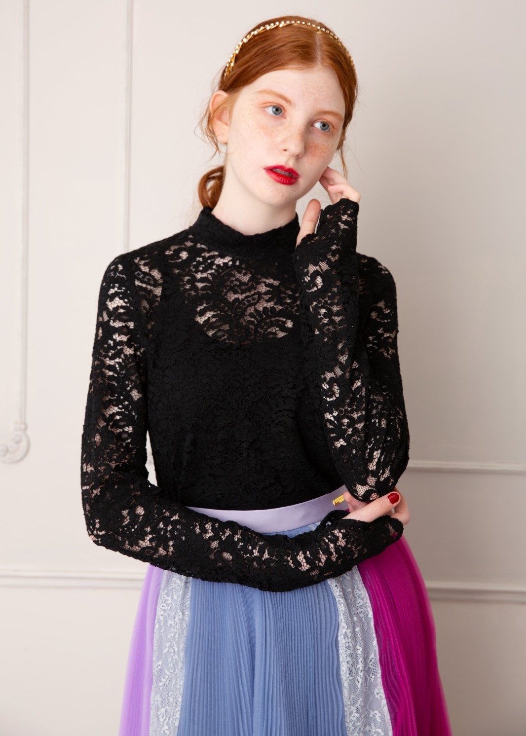 レースブラウス