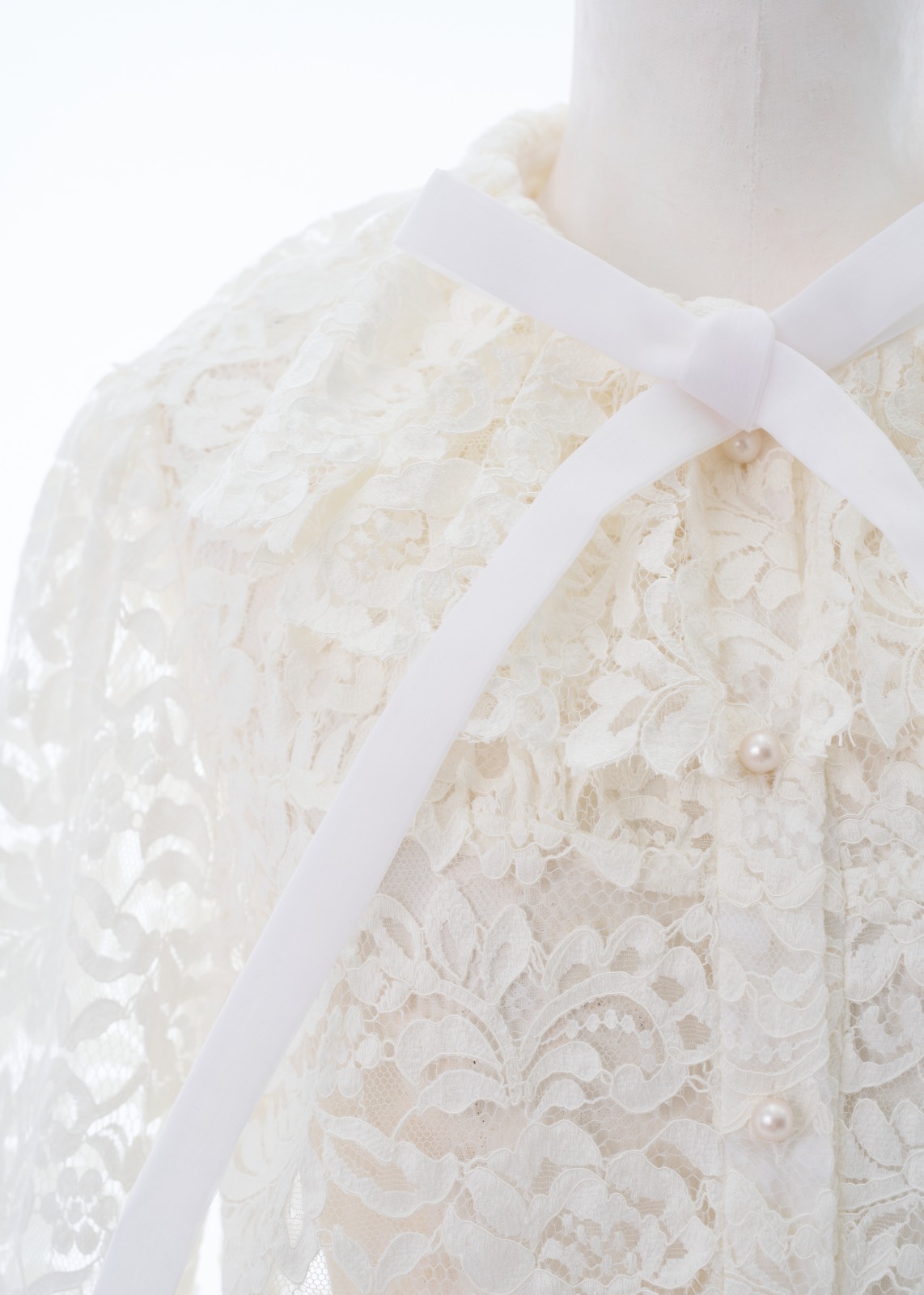 2way Luxury Lace Blouse