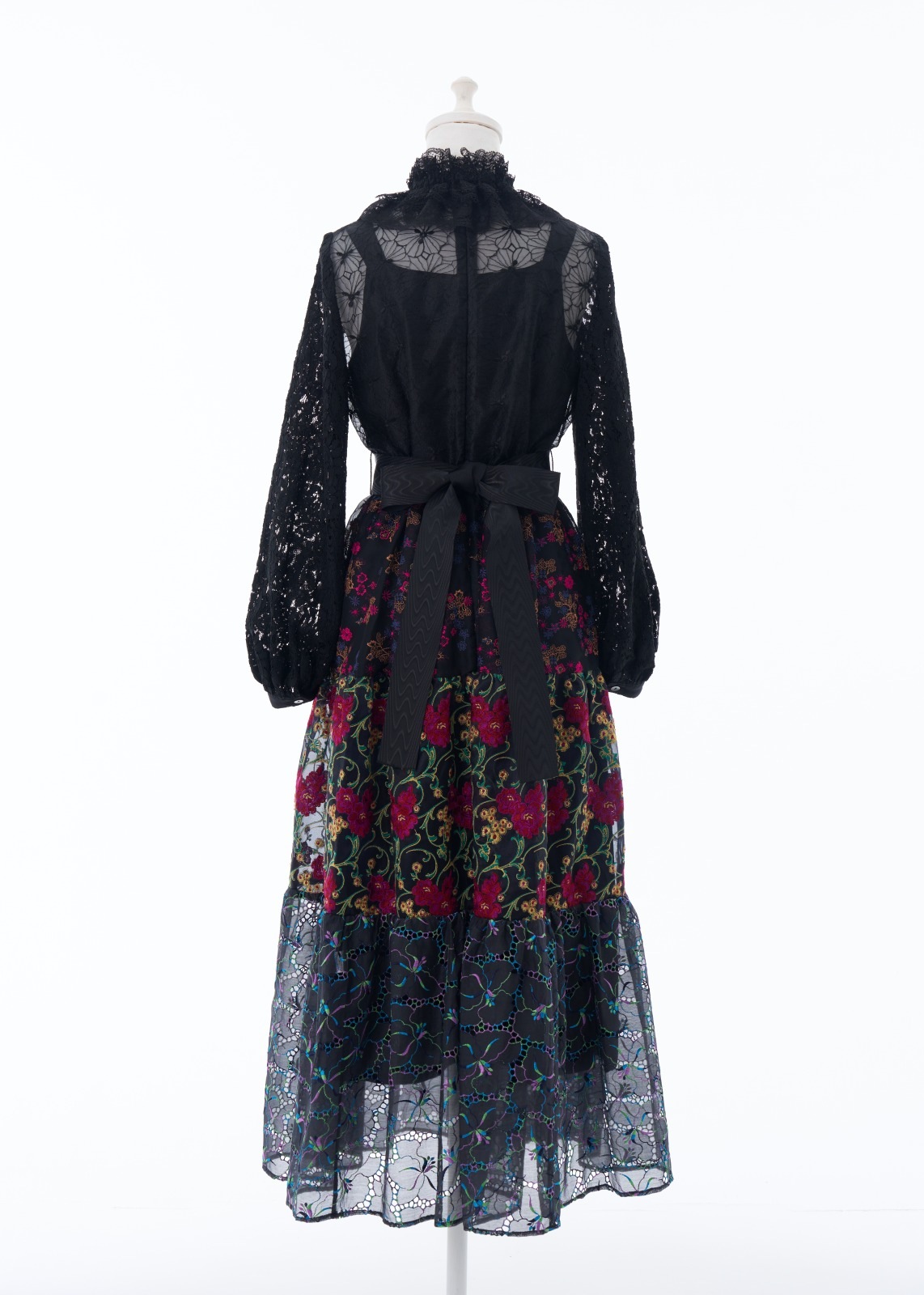 SAKURAレースカラーエンブロイダリーパッチワークワンピース～Rebirth Collection～