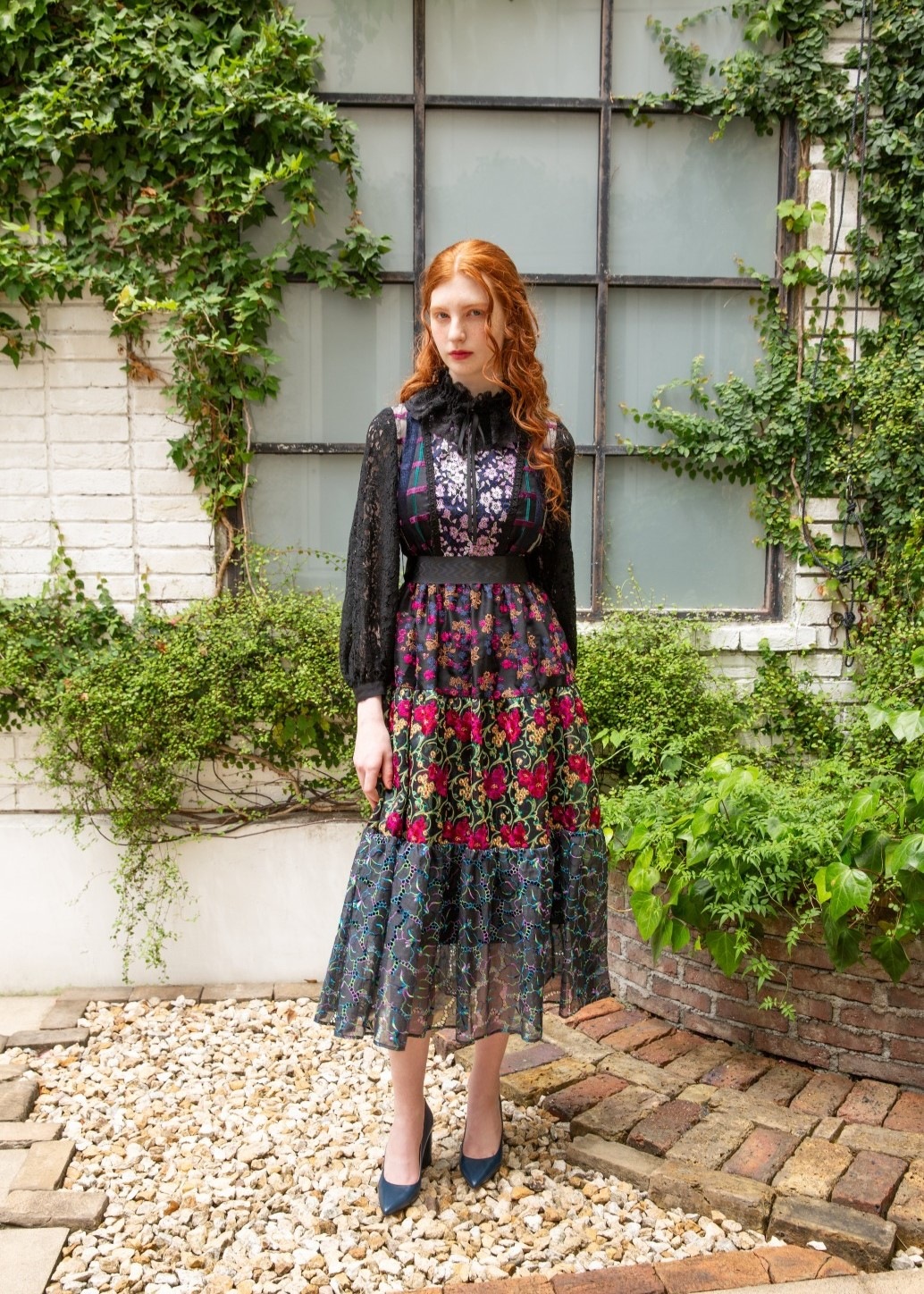 SAKURAレースカラーエンブロイダリーパッチワークワンピース～Rebirth Collection～