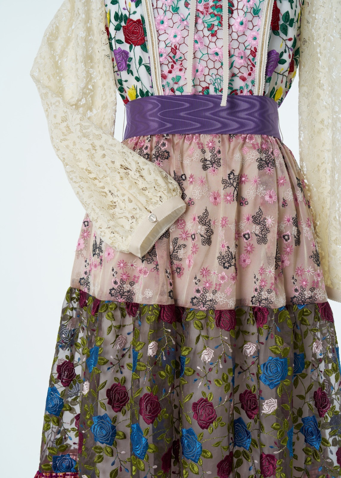 SAKURAレースカラーエンブロイダリーパッチワークワンピース～Rebirth Collection～