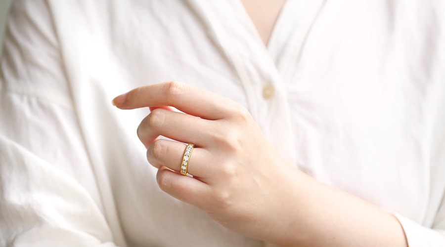 ダイヤモンド ハーフエタニティ リング 1.0ct(Total)/9石 F～H