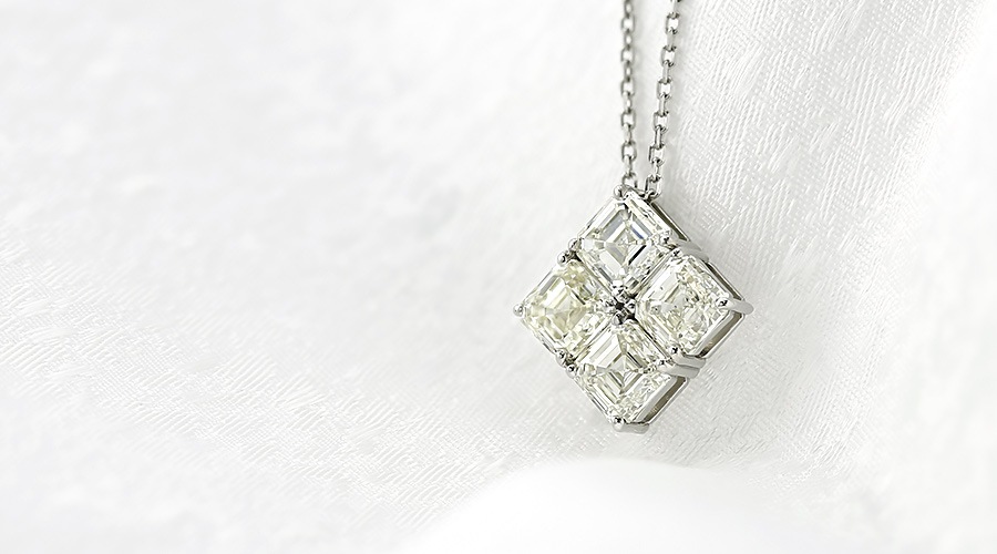 ダイヤモンド ネックレス 4ct L～VERY LIGHT YELLOW SI1～2 エメラルド