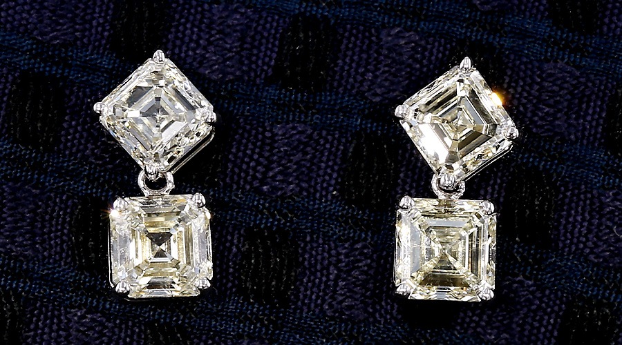 ダイヤモンド ピアス 4ct(Total) M VS1～SI2 エメラルドカット