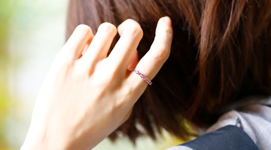 ピンクダイヤモンド ハーフエタニティリング 0.6ct(Total) FANCY VIVID