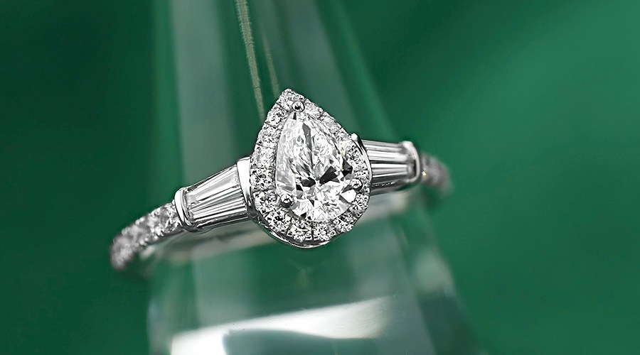 ダイヤモンド リング 0.7ct D IF ペアシェイプ ブリリアント カット