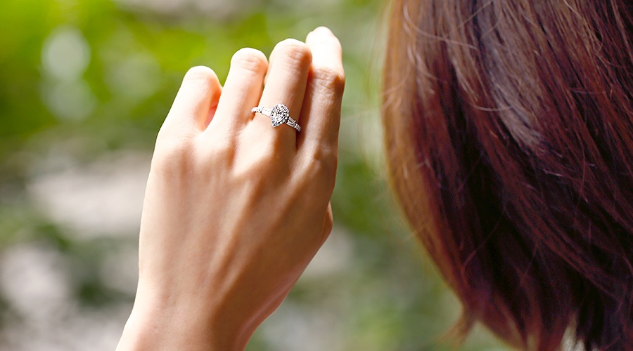 ダイヤモンド リング 0.7ct D IF ペアシェイプ ブリリアント カット