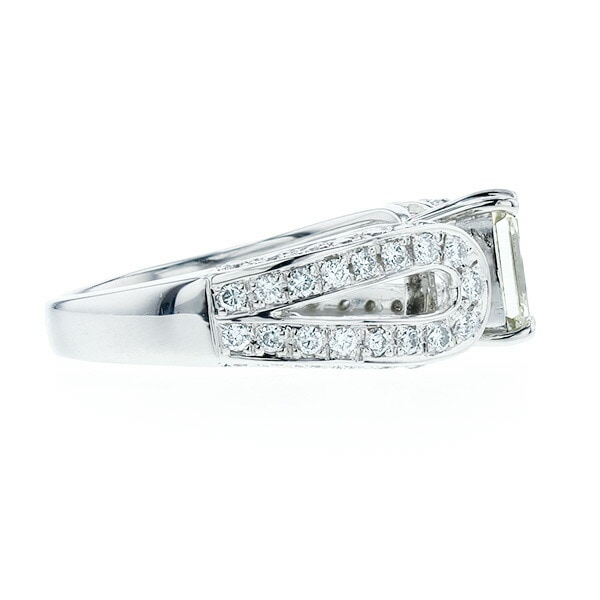 ダイヤモンド リング 1.101ct VVS2-VERY LIGHT YELLOW-エメラルドカット プラチナ 中央宝石研究所 鑑定書付【R】