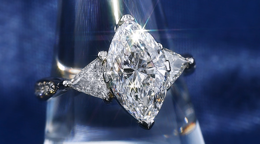 ダイヤモンド リング 2.8ct D SI2 マーキス ブリリアント カット