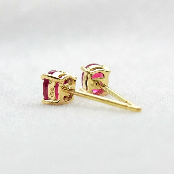 ルビー ピアス 0.18～0.30ct(Total) オーバルカット 18金 エメット 
