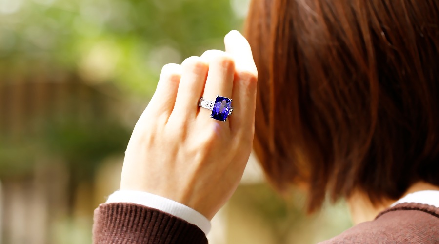 タンザナイト リング 11ct プラチナ 第三者機関 鑑別書付 【R】