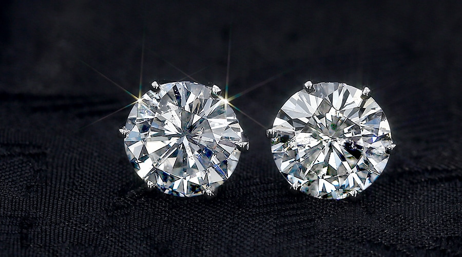 ダイヤモンド ピアス 6.090ct(Total) F SI2 VERY GOOD～GOOD