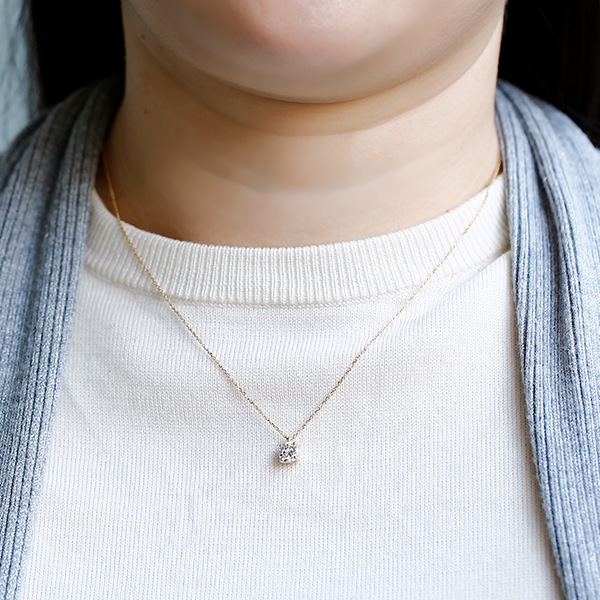 ダイヤモンド ネックレス 一粒 0.751ct D VS1 VERY GOOD 18金 中央宝石