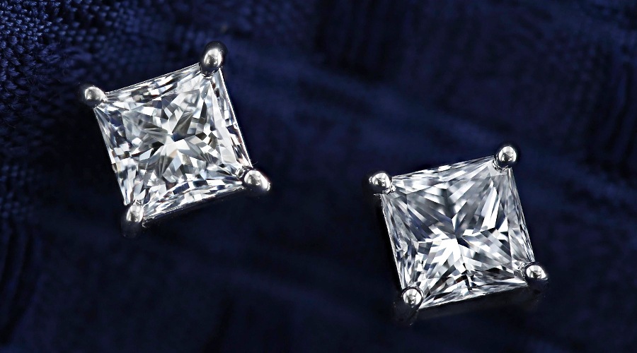 ダイヤモンド ピアス 1ct(Total) D VVS1～2 プリンセスカット