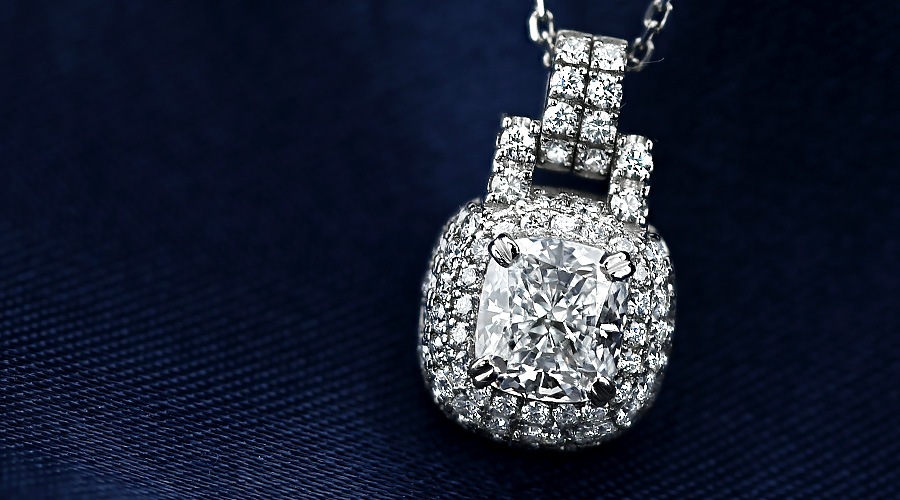 ダイヤモンド ネックレス 1ct D IF クッションモディファイド