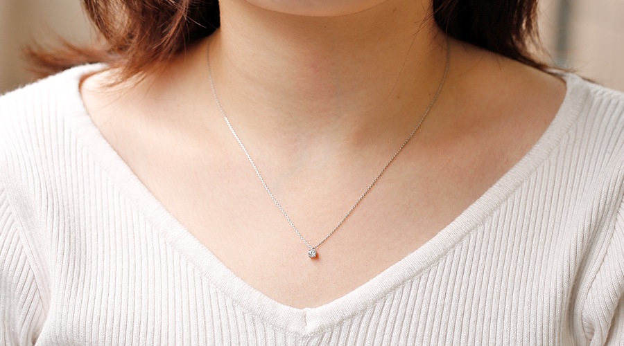 ダイヤモンド ネックレス 一粒 0.318ct F SI2 モディファイド ラウンド ブリリアントカット プラチナ 中央宝石研究所 鑑定書付 【R】