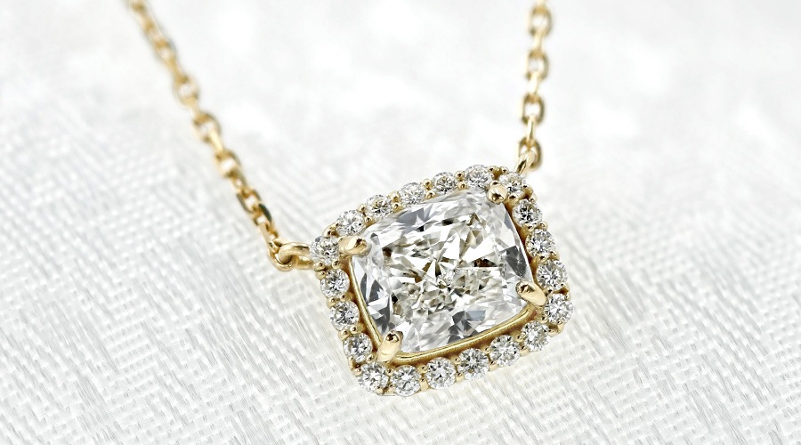 ダイヤモンド ネックレス 一粒 0.7ct G～H IF～VS1 クッション