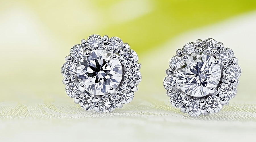 ダイヤモンド ピアス 1ct～1.1ct(Total) D VS2 EX H&C プラチナ 中央