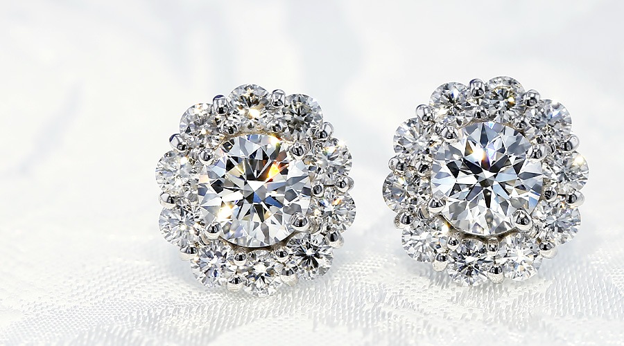 鑑定書付きPT天然ダイヤモンドピアス 計0.8ct 中央宝石研究所 ダイヤモンド ピアス 0.8ct(Total) D VVS1～VVS2 3EX H&C プラチナ