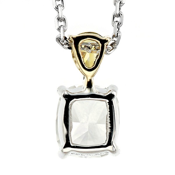 ダイヤモンド ネックレス 0.71ct K VVS1 クッションカット 0.107