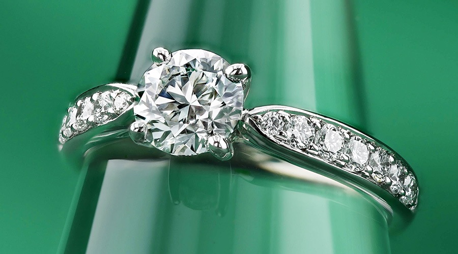 ダイヤモンド リング 0.8ct D SI1 3EX プラチナ GIA 鑑定書付