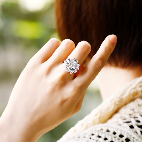 ダイヤモンドリング 0.10カラット GGS証明書付　16号 ダイヤモンド リング 3.2ct F IF スクエアエメラルドカット プラチナ