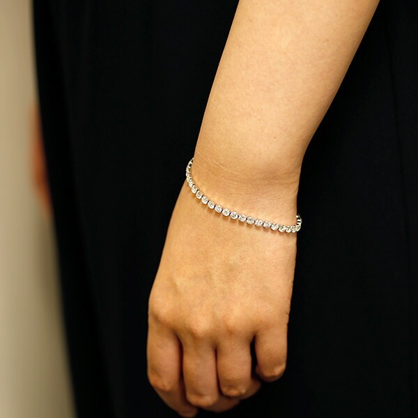 ダイヤモンド テニス ブレスレット 7.95ct(Total)/44石 VS～SI-D～H