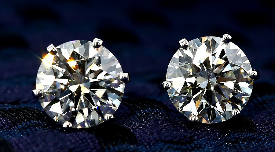 超激安！大粒！ 2ct ダイヤモンド プラチナ 6本爪 一粒 ピアス 鑑別書付 ダイヤモンド ピアス 一粒 2ct(Total) K VS2 3EX H&C プラチナ 中央