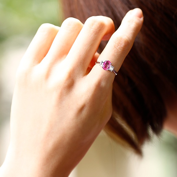 専用JQ243★高級 ピンク/カラーレスダイヤ0.54ct pt リング 鑑別付 専用JQ243☆高級 ピンク/カラーレスダイヤ0.54ct pt リング 鑑別付 JQ243☆