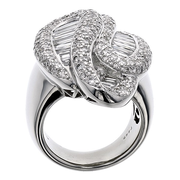 ダイヤモンド リング 4.48ct(Total) D～Gクラス VVS～SIクラス