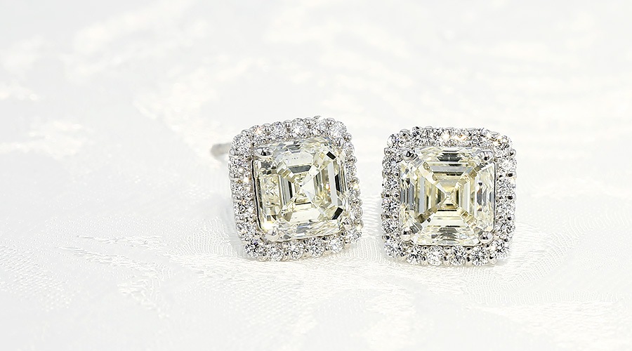 ダイヤモンド ピアス 2ct(Total) M VS2～SI1 スクエア エメラルド