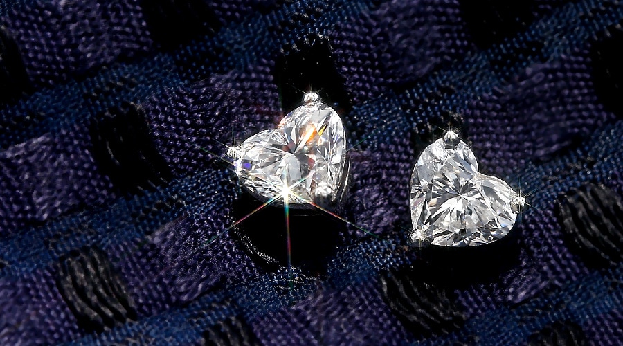 ダイヤモンド ピアス 一粒 1ct(Total) D IF ハート ブリリアント