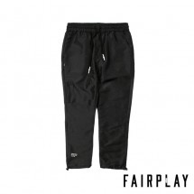 【FAIRPLAY BRAND/フェアプレイブランド】AUGUST ナイロンバギーアジャスターパンツ / BLACK ブラック 黒|パンツ|Fairplay Brand
