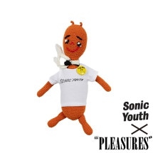 PLEASURES/ץ쥸㡼Sonic Youth/˥å桼ALIEN CROCHET DOLL ̤ / ORANGE