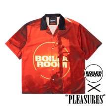 【PLEASURES/プレジャーズ×BOILER ROOM】VENUE BUTTON UP 半袖シャツ / RED|半袖シャツ|PLEASURES