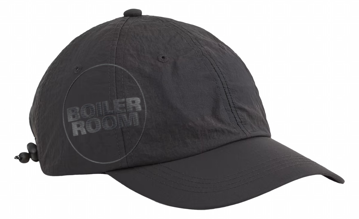 ��PLEASURES/�ץ쥸�㡼����BOILER ROOM��BOILER PLEASURES SPORT CAP ����å� / BLACK
