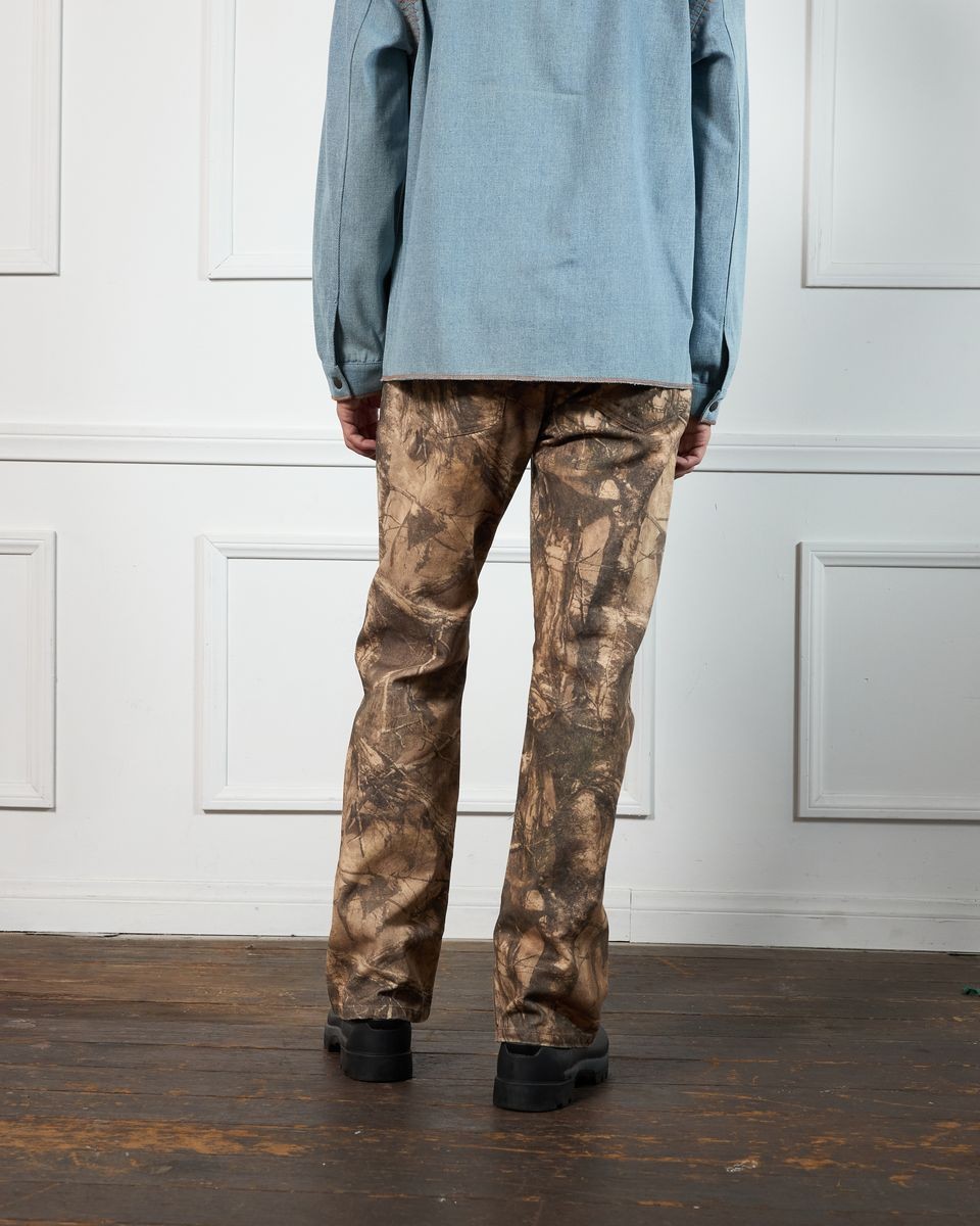 ��PLEASURES/�ץ쥸�㡼����HENDRIX FLARE JEANS �ǥ˥�ѥ�� / BROWN TREE