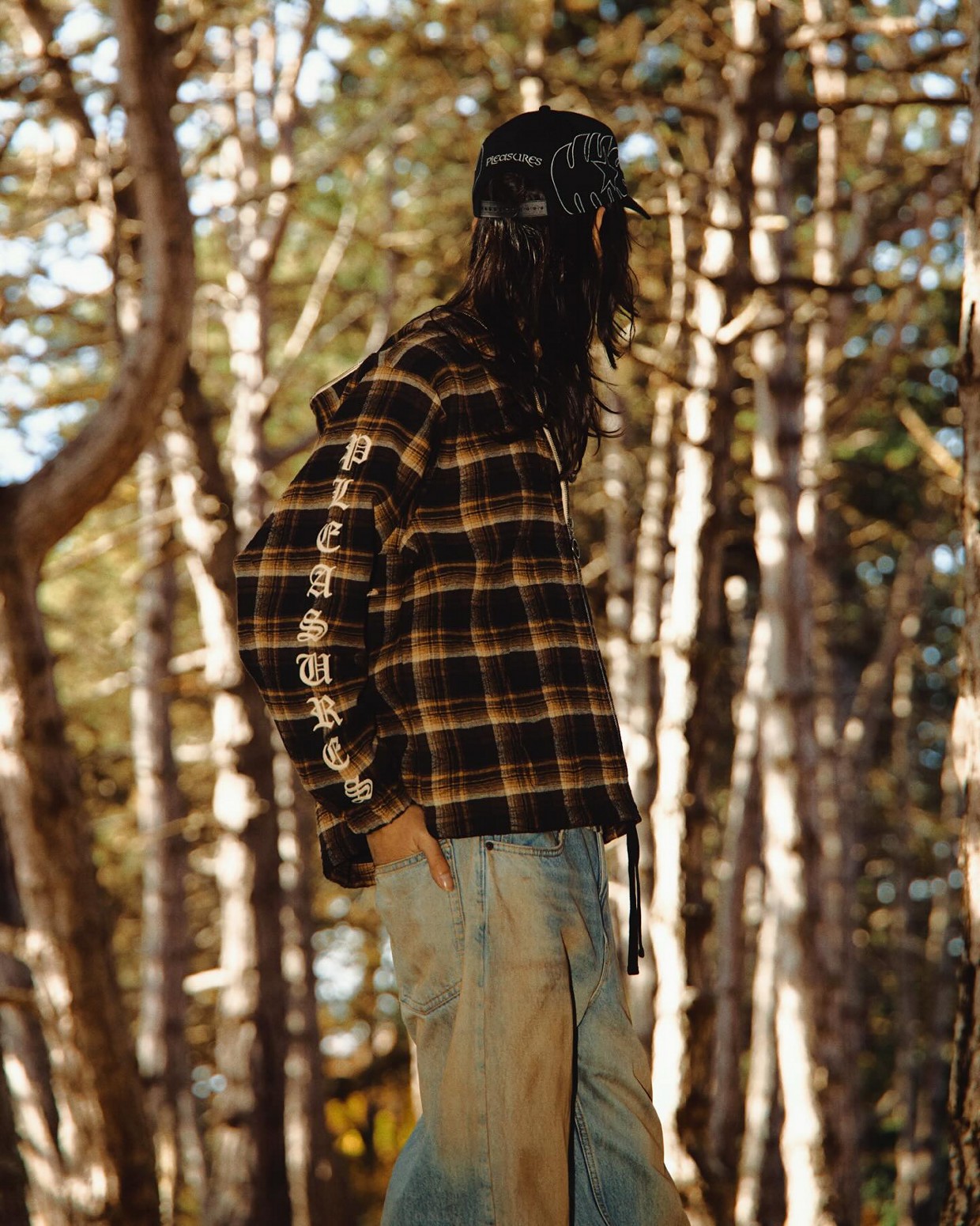 ��PLEASURES/�ץ쥸�㡼����GROOVE ZIP PONCHO HOODIE �ѡ����� / BROWN PLAID