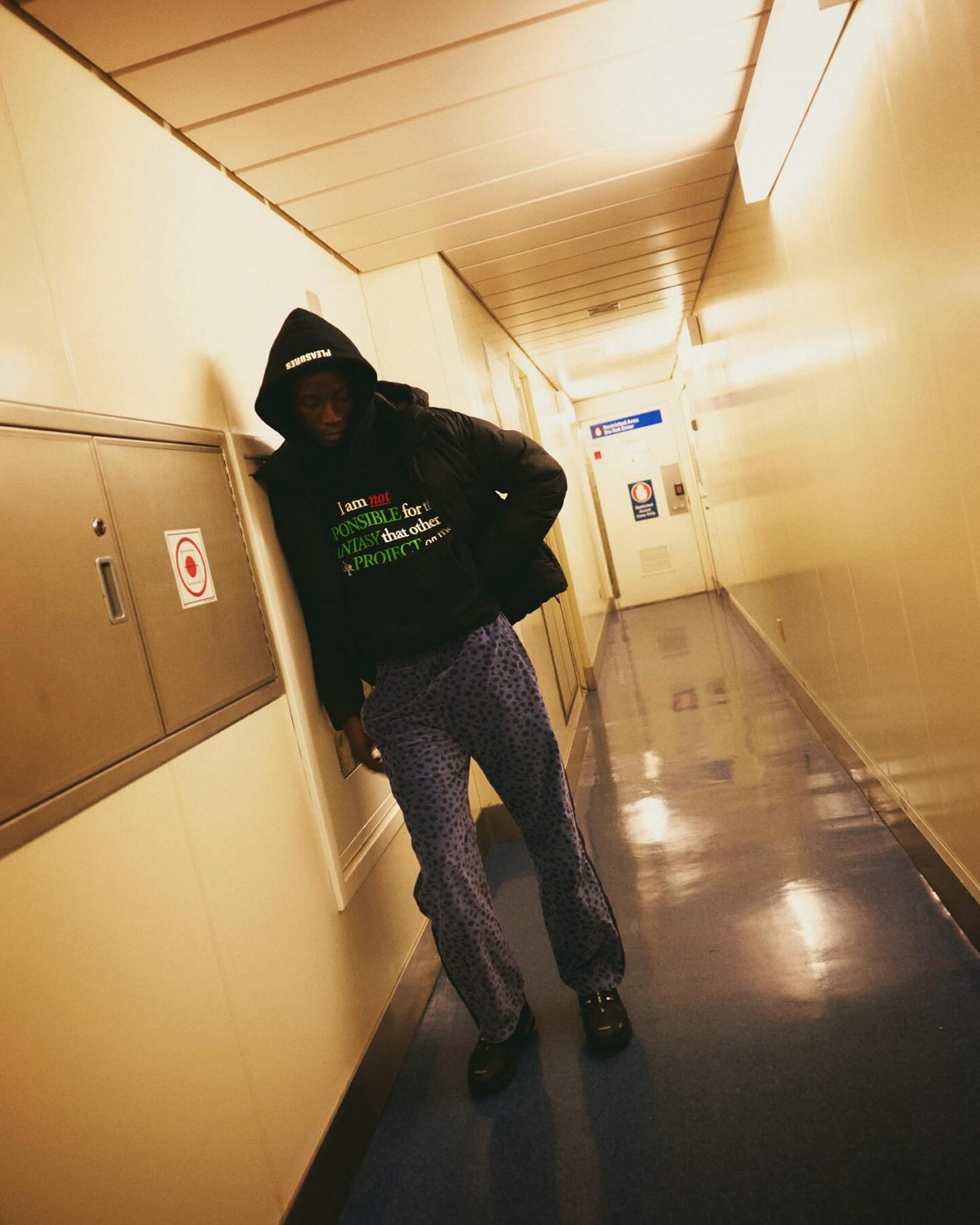 ��PLEASURES/�ץ쥸�㡼����RESPONSIBLE HOODIE �ѡ����� / BLACK