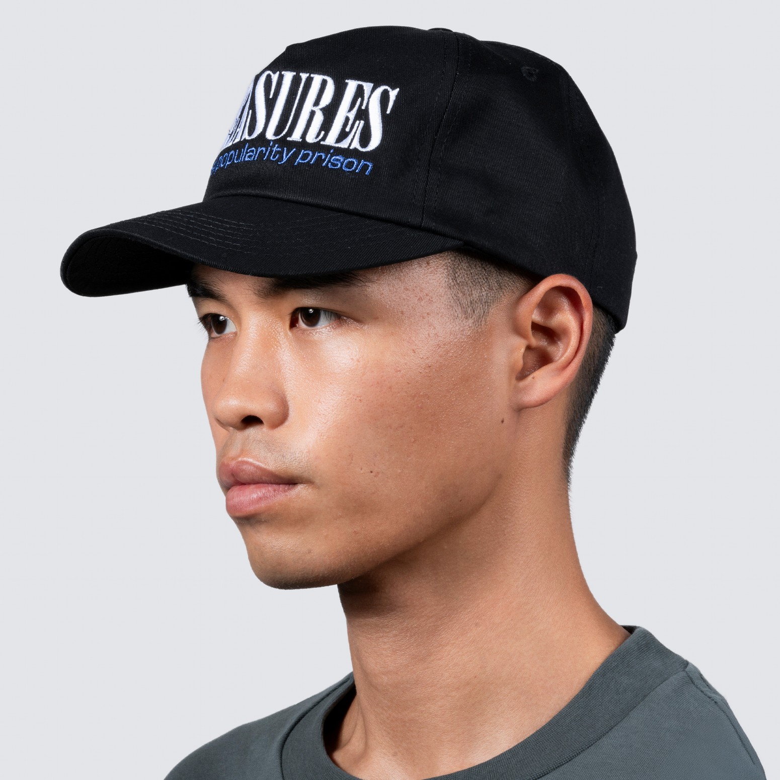 ��PLEASURES/�ץ쥸�㡼����DIGITAL SNAPBACK ���ʥåץХå�����å� / BLACK