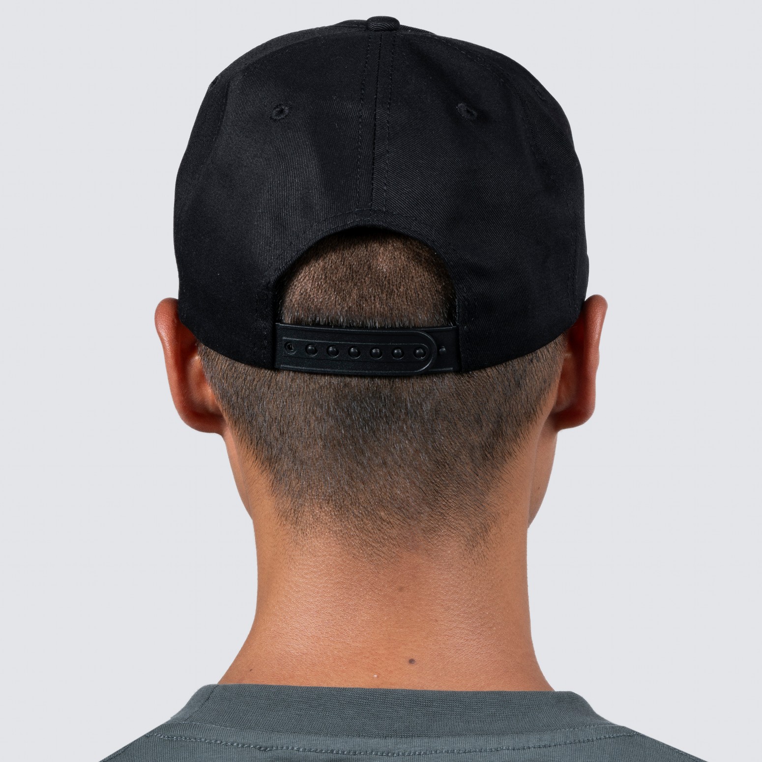 ��PLEASURES/�ץ쥸�㡼����DIGITAL SNAPBACK ���ʥåץХå�����å� / BLACK